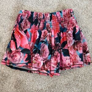 lululemon athletica Black with Pink Floral Skorts